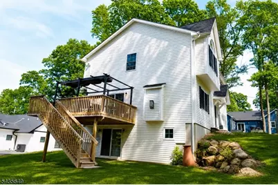 25 Richards Rd, Hopatcong, NJ 07843 - Photo 27