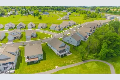 124 Club House Dr, Washington Township, NJ 07882 - Photo 5