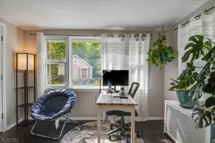 13 Elm Dr, Cedar Grove, NJ 07009 - Photo 11