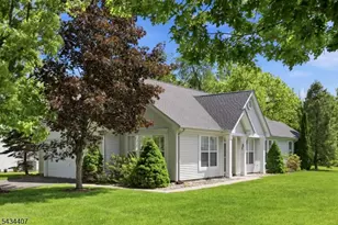 30 Victoria Dr, White Township, NJ 07823 - Photo 5