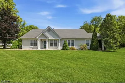 30 Victoria Dr, White Township, NJ 07823 - Photo 3