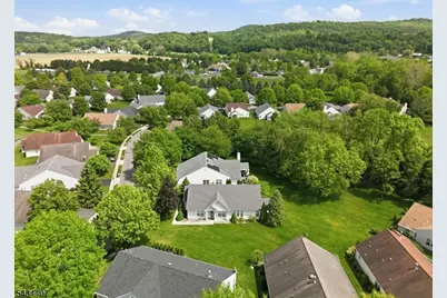 30 Victoria Dr, White Township, NJ 07823 - Photo 1