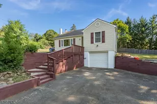 4 Lingert Ave, Clinton, NJ 08809 - Photo 5