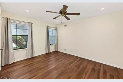 502 Woodbridge Commons Way, Woodbridge Township, NJ 08830 - Photo 13