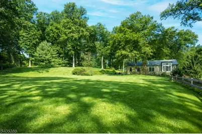 210 Douglass Ave, Bernardsville, NJ 07924 - Photo 3