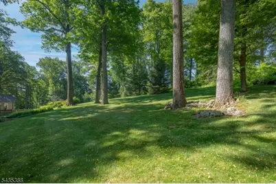 210 Douglass Ave, Bernardsville, NJ 07924 - Photo 43