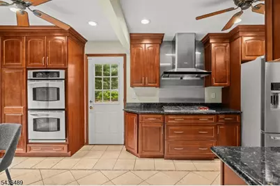 9 Lexington Rd, Bernards Township, NJ 07920 - Photo 11