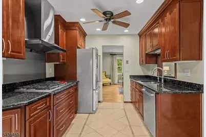 9 Lexington Rd, Bernards Township, NJ 07920 - Photo 13