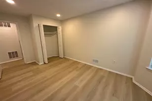 7 Sheffield Ct, North Brunswick Township, NJ 08902 - Photo 11