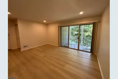 7 Sheffield Ct #7, North Brunswick Township, NJ 08902 - Photo 3