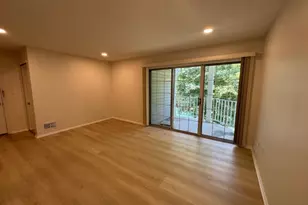 7 Sheffield Ct, North Brunswick Township, NJ 08902 - Photo 3