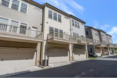 17 Gala Ct, Livingston Twp., NJ 07039 - Photo 23