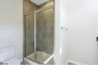 17 Gala Ct, Livingston Twp., NJ 07039 - Photo 13
