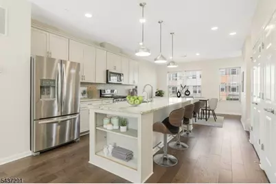 17 Gala Ct, Livingston Twp., NJ 07039 - Photo 1