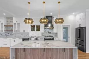 38 Pershing Pl, Woodland Park, NJ 07424 - Photo 15