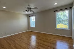 371 Hawkshead Way, Franklin Township, NJ 08873 - Photo 17