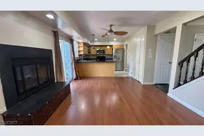 371 Hawkshead Way, Franklin Township, NJ 08873 - Photo 5