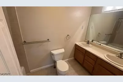 371 Hawkshead Way, Franklin Township, NJ 08873 - Photo 19