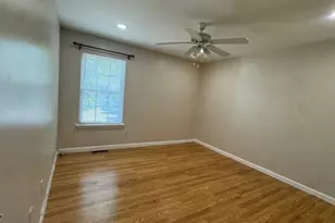 371 Hawkshead Way, Franklin Township, NJ 08873 - Photo 15