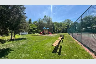 371 Hawkshead Way, Franklin Township, NJ 08873 - Photo 23