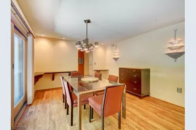 943 Sunset Rdg, Bridgewater, NJ 08807 - Photo 7