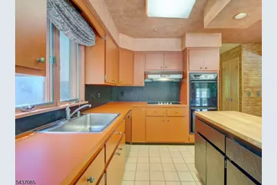 943 Sunset Rdg, Bridgewater, NJ 08807 - Photo 11