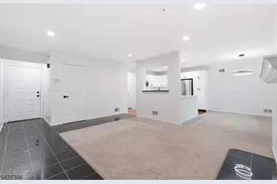 9 Paris Cir, West Orange Township, NJ 07052 - Photo 23