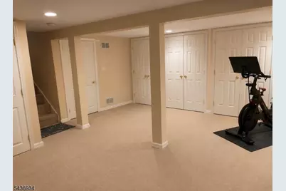 29 Chestnut Dr, Wayne, NJ 07470 - Photo 13