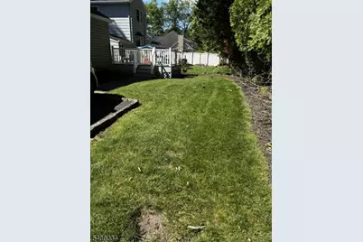 29 Chestnut Dr, Wayne, NJ 07470 - Photo 17