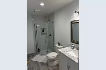 29 Chestnut Dr, Wayne, NJ 07470 - Photo 11