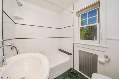 59 N Passaic Ave, Chatham, NJ 07928 - Photo 25