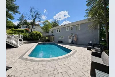 1626 Larkspur Dr, Mountainside, NJ 07092 - Photo 19