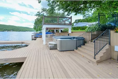 17 Forest Lake Dr, West Milford, NJ 07421 - Photo 9