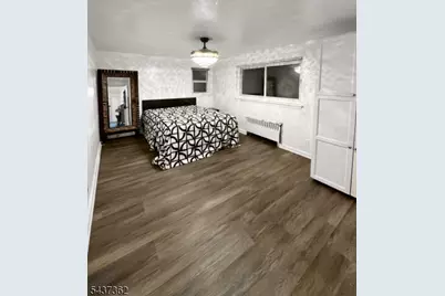 287 E 27th St, Paterson, NJ 07514 - Photo 5