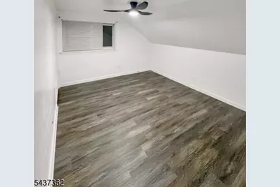 287 E 27th St, Paterson, NJ 07514 - Photo 9