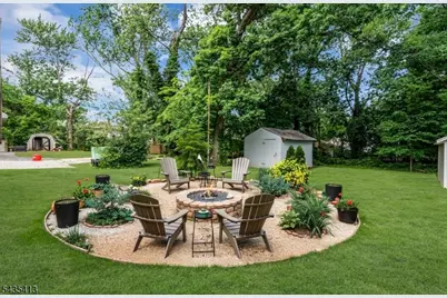 529 Wheatsheaf Rd, Roselle, NJ 07203 - Photo 17