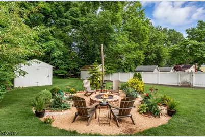 529 Wheatsheaf Rd, Roselle, NJ 07203 - Photo 21