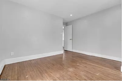 529 Wheatsheaf Rd, Roselle, NJ 07203 - Photo 39
