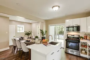 529 Wheatsheaf Rd, Roselle, NJ 07203 - Photo 7