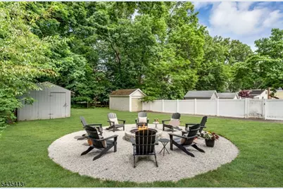 529 Wheatsheaf Rd, Roselle, NJ 07203 - Photo 23