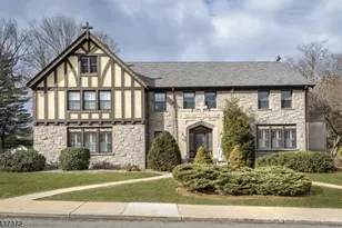 71 Bartholdi Ave, Butler, NJ 07405 - Photo 1