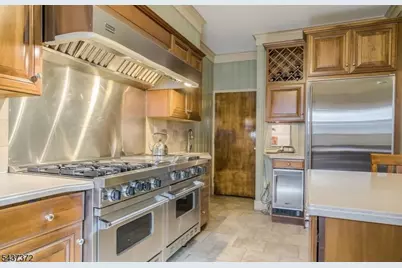 71 Bartholdi Ave, Butler, NJ 07405 - Photo 7