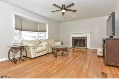 11 Onyx Ter, North Haledon, NJ 07508 - Photo 5