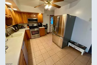 11 Chadwick Dr, Bloomfield, NJ 07003 - Photo 7