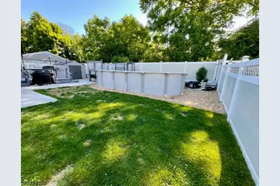 11 Chadwick Dr, Bloomfield, NJ 07003 - Photo 23