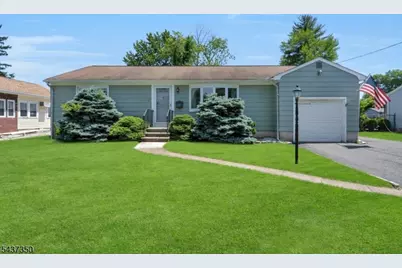 12 Evelyn Pl, East Hanover Township, NJ 07936 - Photo 1
