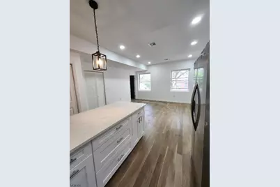696 Dr Martin Luther King J #2, Newark, NJ 07102 - Photo 3