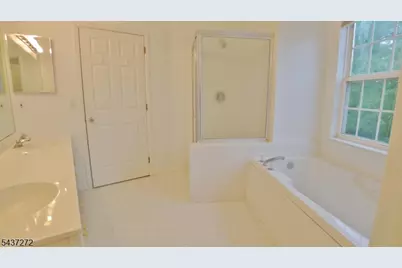 1310 Grandview Ct, Hanover Township, NJ 07981 - Photo 13
