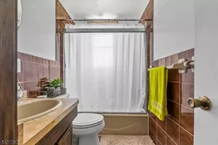105 Bergen Ave, Kearny, NJ 07032 - Photo 13
