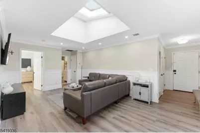 779 Riverside Ave #201, Lyndhurst Township, NJ 07071 - Photo 11